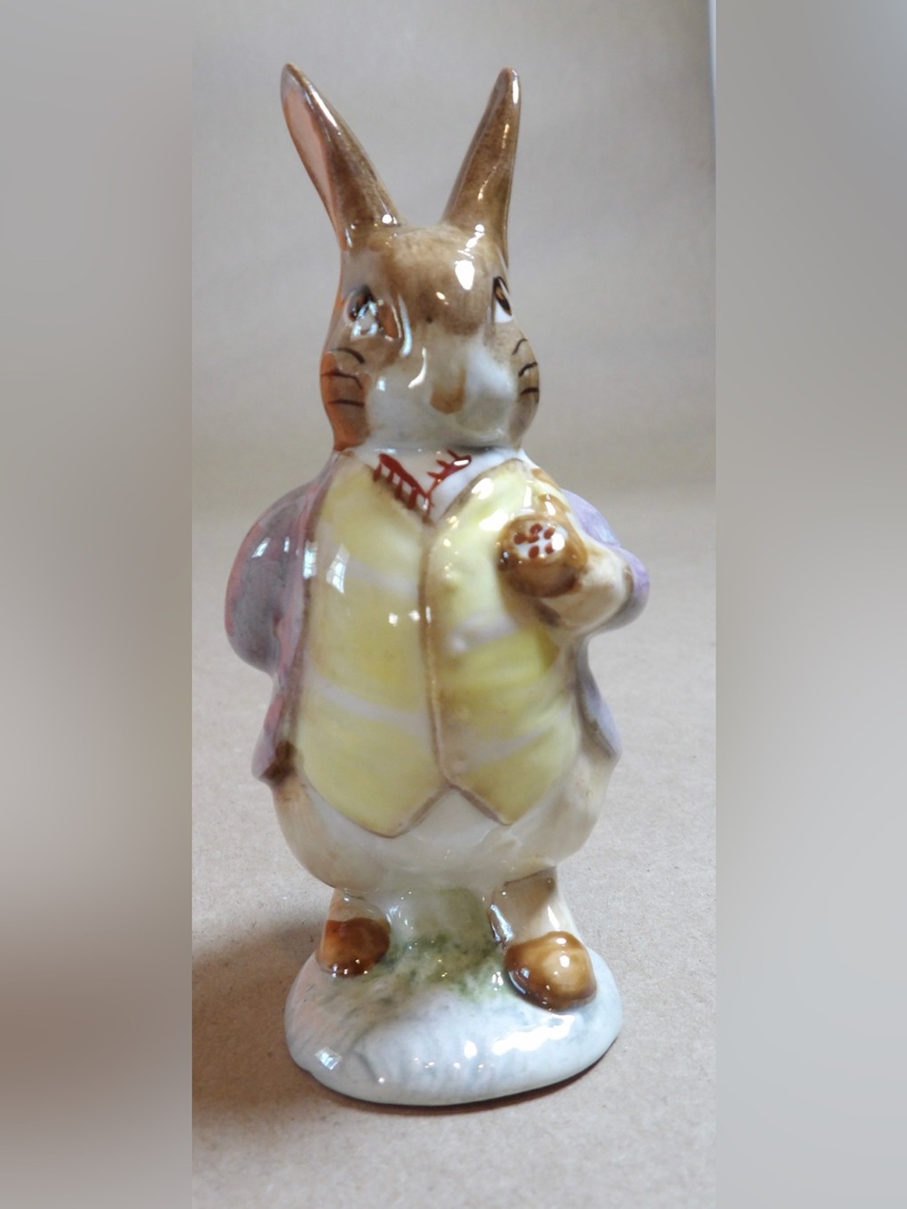 Vintage 1965 Beatrix Potter Benjamin Bunny Figurine Beswick England - 4 Inches